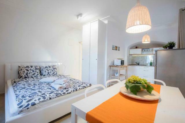 Season4All Apartments Mali Lošinj Buitenkant foto