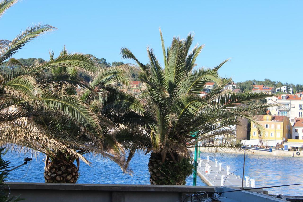 Season4All Apartments Mali Lošinj Buitenkant foto
