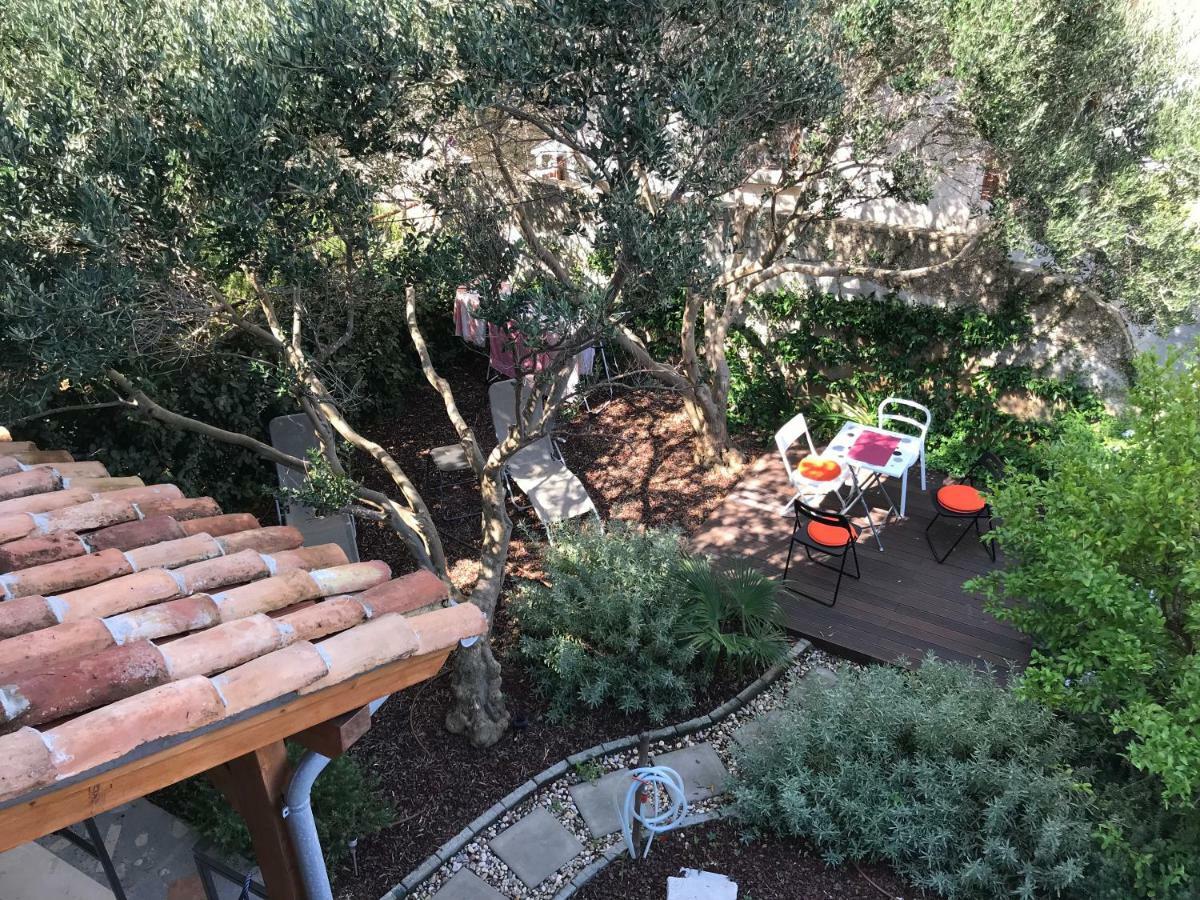 Season4All Apartments Mali Lošinj Buitenkant foto